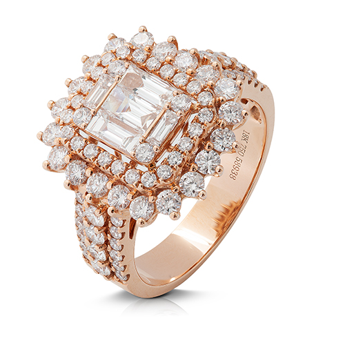 Anillo  diseño de oro rosa 18 Kt con diamantes